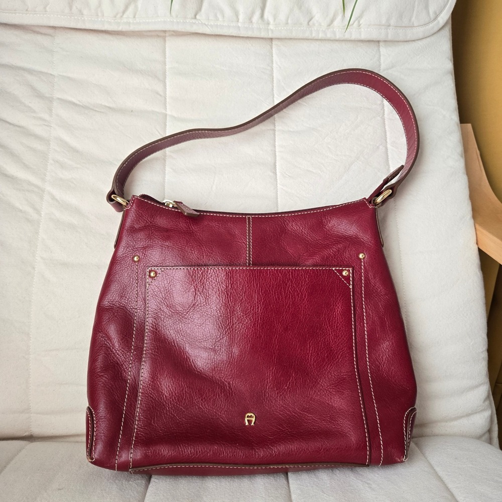 Etienne Aigner Burgundy Red Leather Shoulder Bag Hobo Contrast Stitching